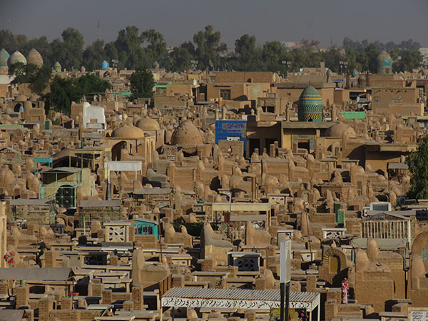 قبرستان وادی السلام شهری کوچک در نجف اشرف